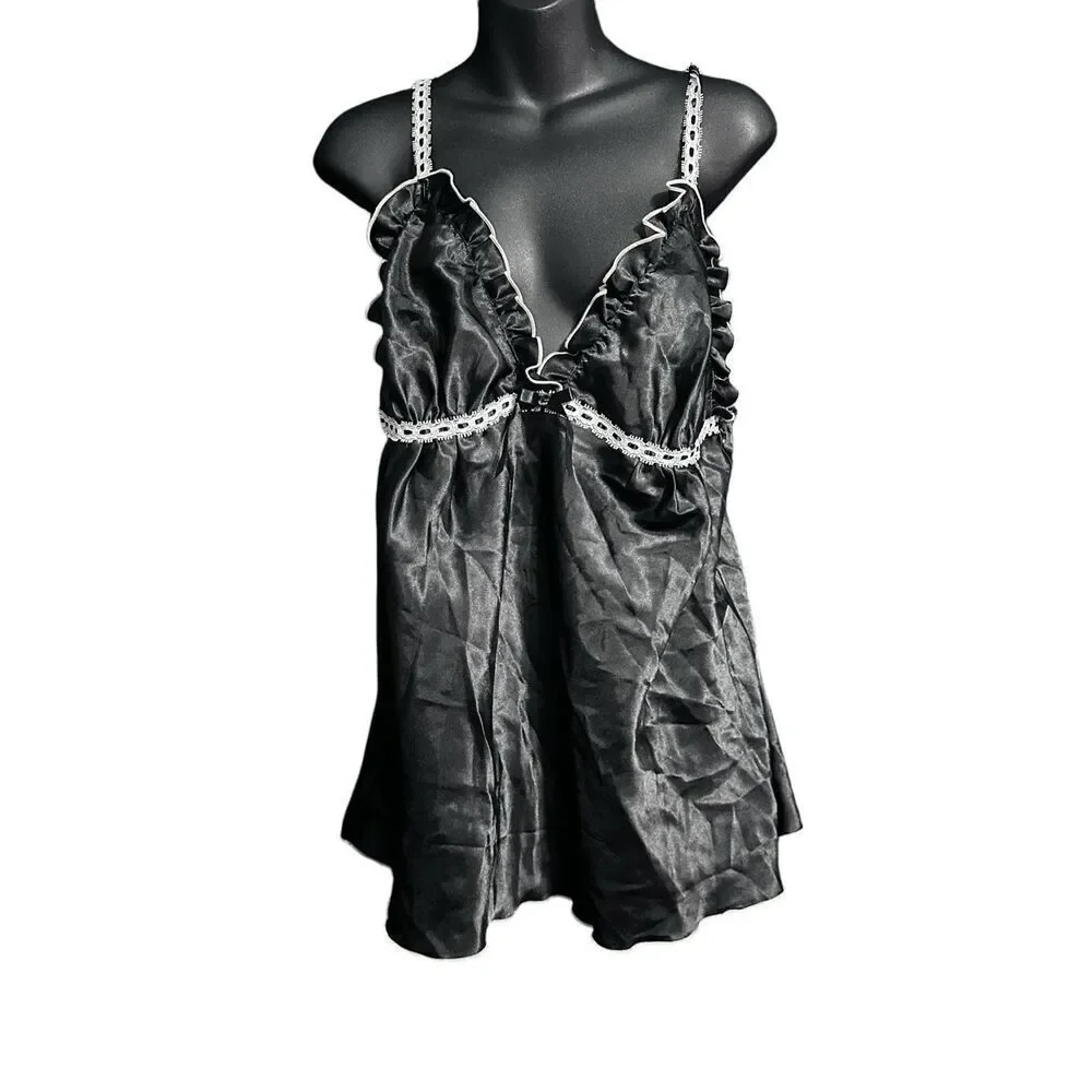 Nice vintage 2 piece Secret Treasures Lingerie Pj Set Satin Silky black size lar